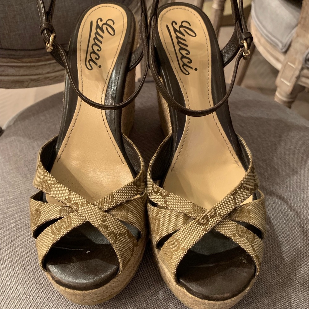Authentic GUCCI Guccisima signature canvas wedges